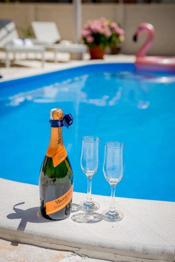 Villa Branka Apartments Near Dubrovnik With Pool Ivanica Exterior photo