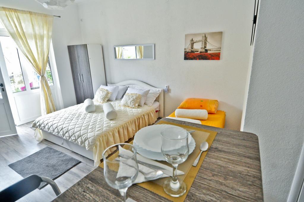 Villa Branka Apartments Near Dubrovnik With Pool Ivanica Exterior photo